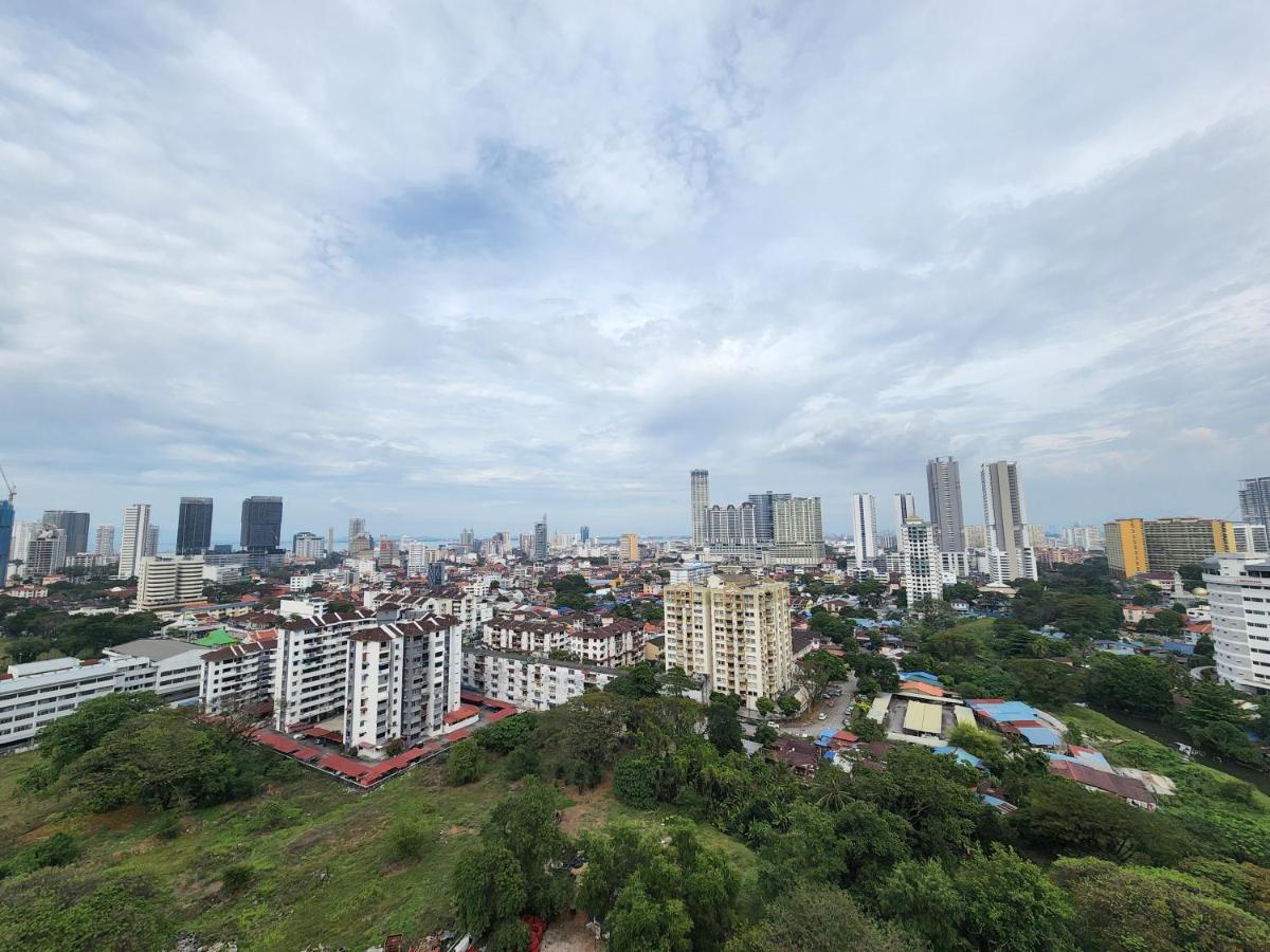 Beacon Executive Suite - Skypool Penang View George Town  Kültér fotó