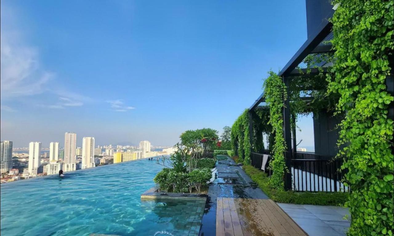 Beacon Executive Suite - Skypool Penang View George Town  Kültér fotó