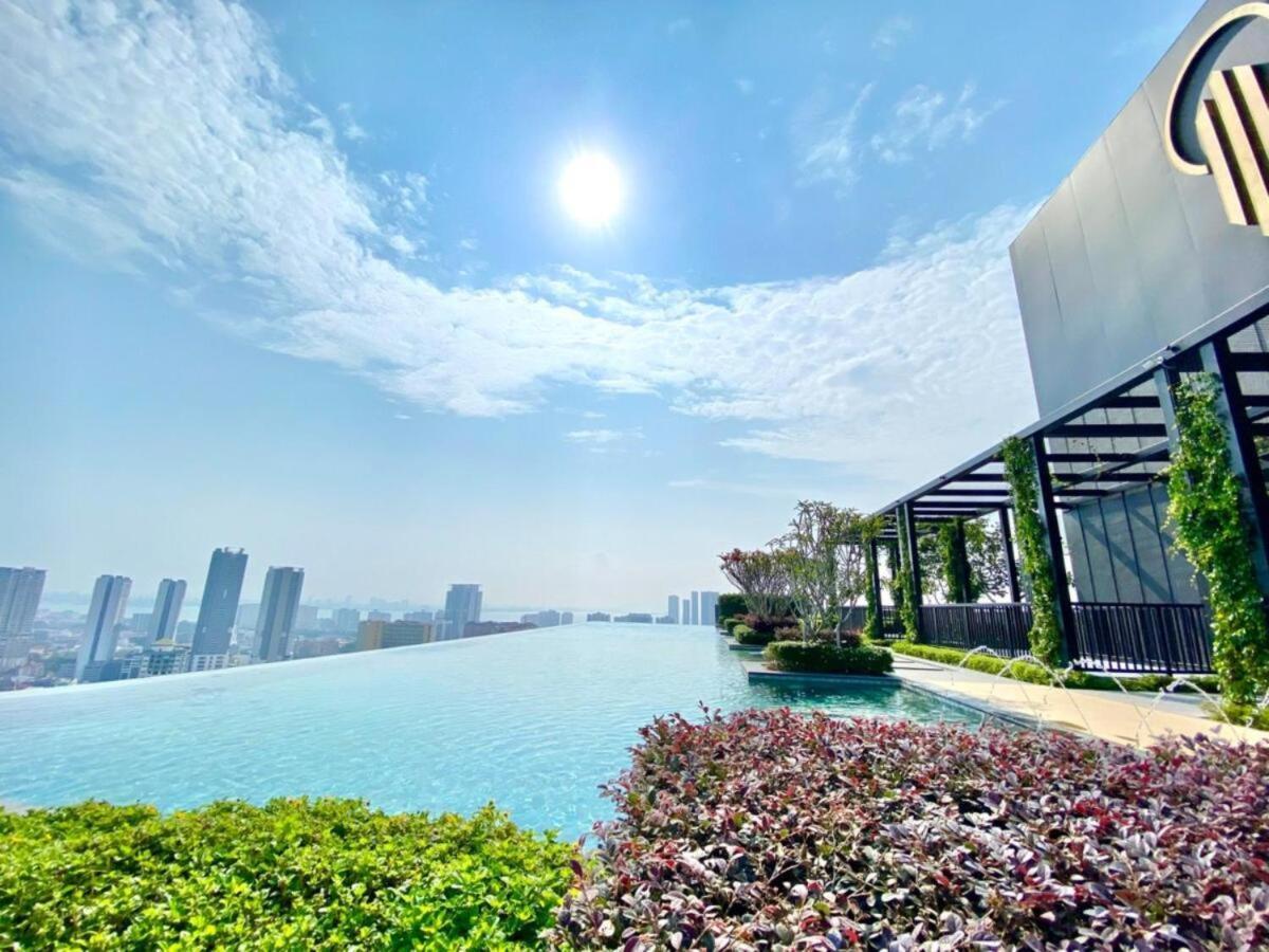 Beacon Executive Suite - Skypool Penang View George Town  Kültér fotó