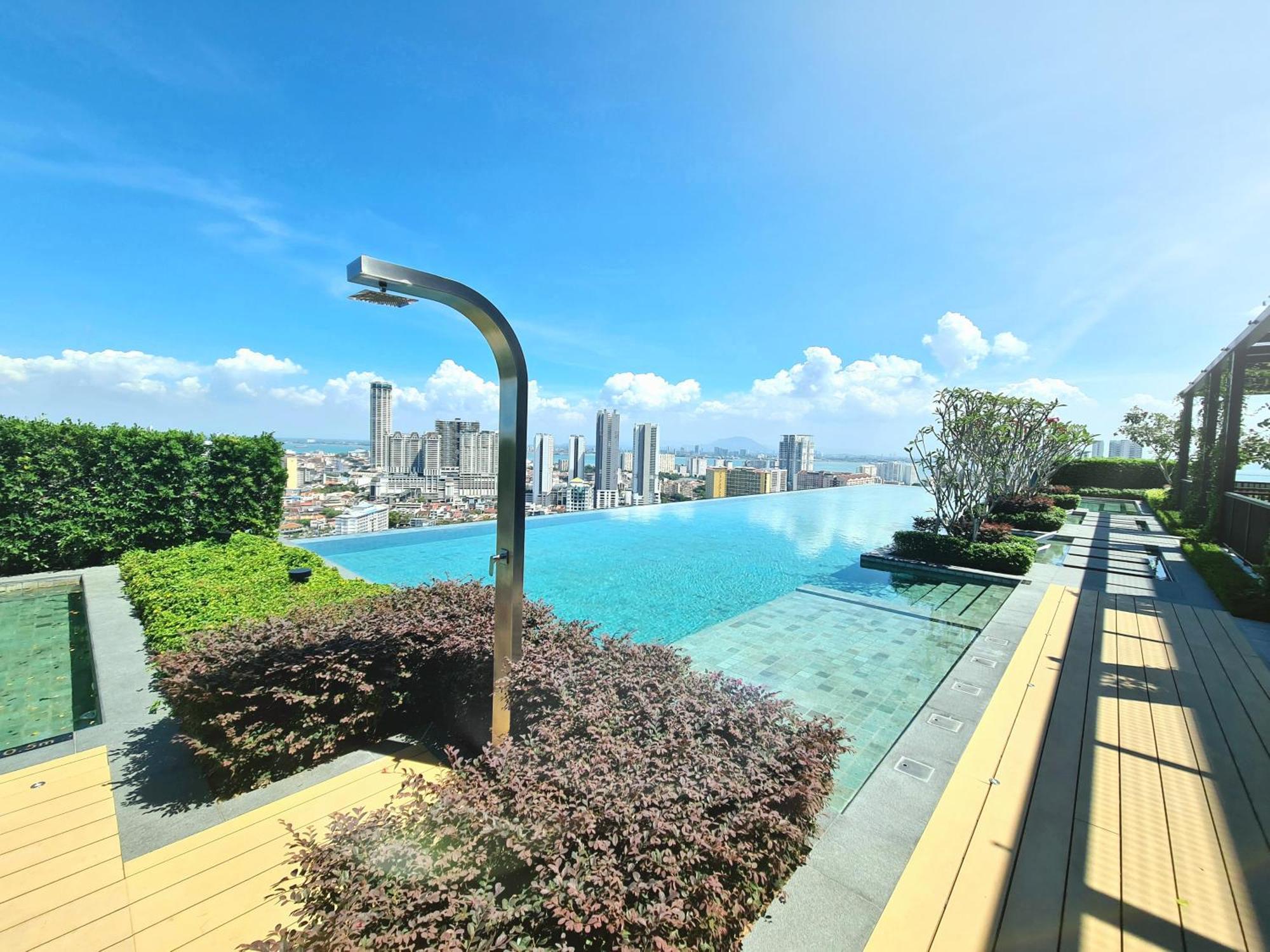 Beacon Executive Suite - Skypool Penang View George Town  Kültér fotó
